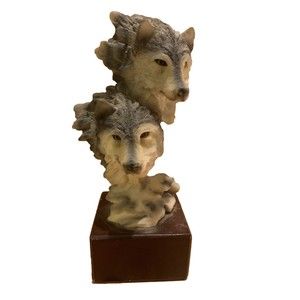 Wolf Head Sculpture Two Heads Stacked Resin Statue Figurine 10” Tall signed MRH